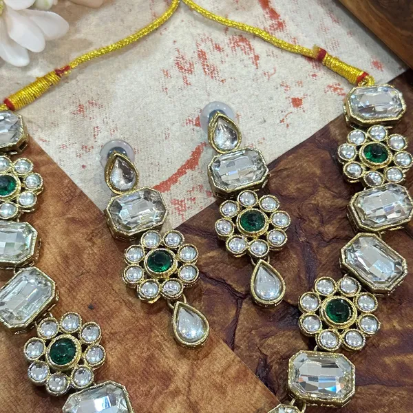 Green_Alloy_Copper_Jewellery_Set_For_Women