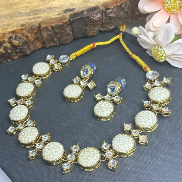 White_Alloy_Metal_Copper_Plated_Necklace_Set