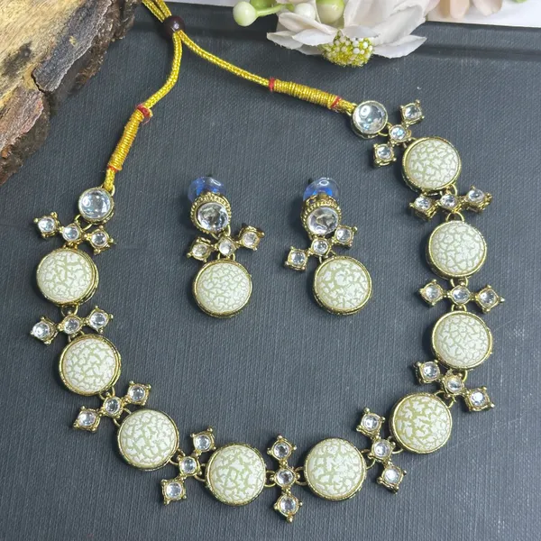 White_Alloy_Metal_Copper_Plated_Necklace_Set