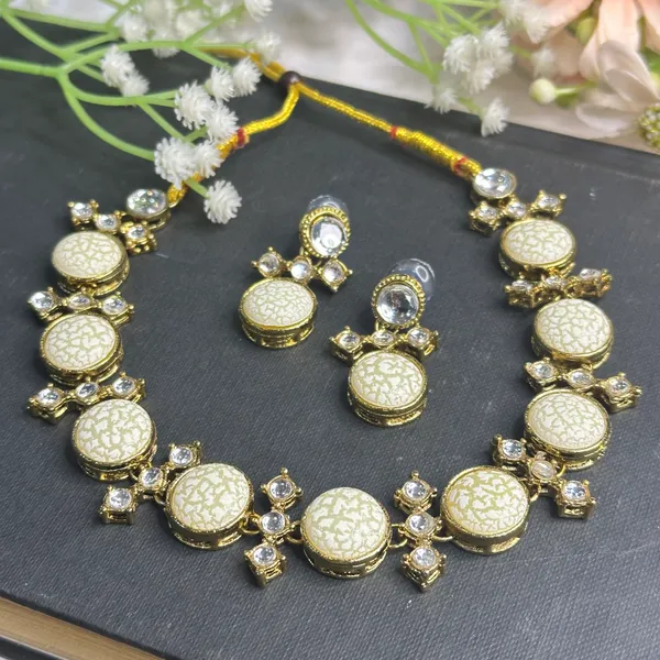White_Alloy_Metal_Copper_Plated_Necklace_Set