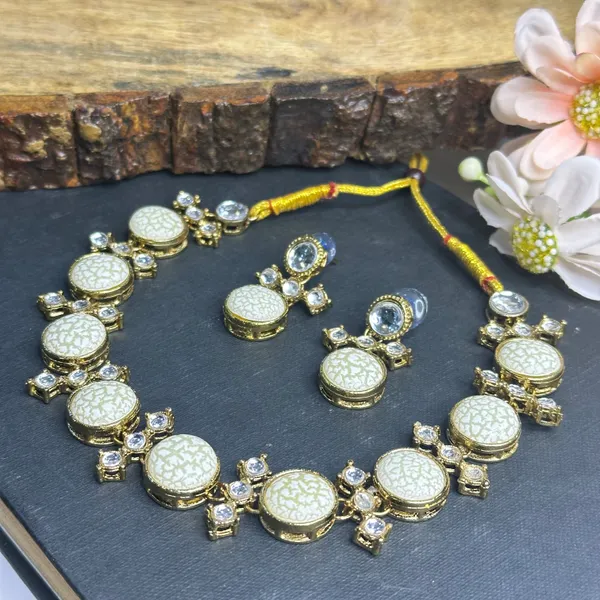 White_Alloy_Metal_Copper_Plated_Necklace_Set
