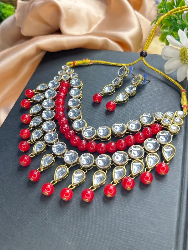 Red_Alloy_Kundan_Chokar_Jewellery_Set_For_Women