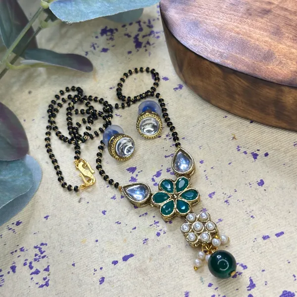 18_Inch_Twinkling_Beautiful_Alloy_Mangalsutra_For_Women