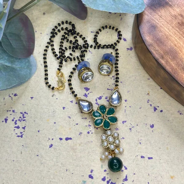 18_Inch_Twinkling_Beautiful_Alloy_Mangalsutra_For_Women