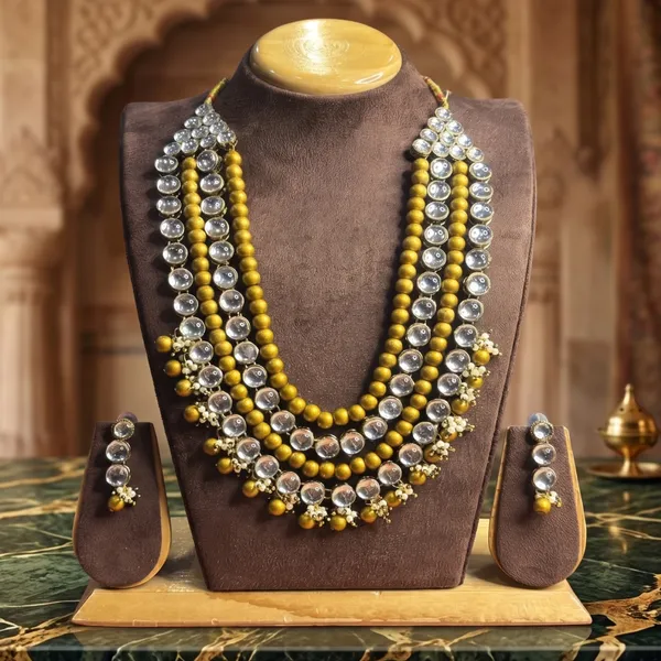 Four_Layer_Golden_Glass_Pearl,_Alloy_Copper_Jewellery_Set_For_Women