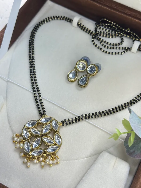 24_Inch_Two_Layer_Twinkling_Beautiful_Alloy_And_Kundan_Mangalsutra_For_Women