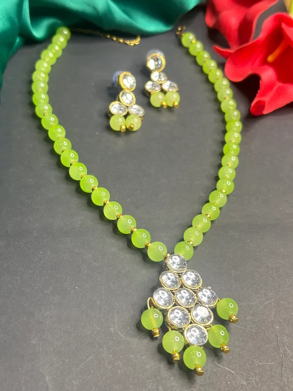 Green_Alloy_Copper_Jewellery_Set_For_Women