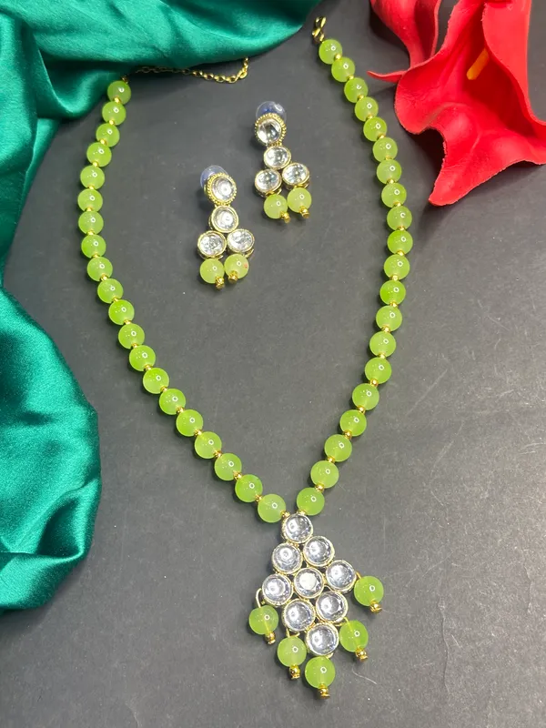 Green_Alloy_Copper_Jewellery_Set_For_Women