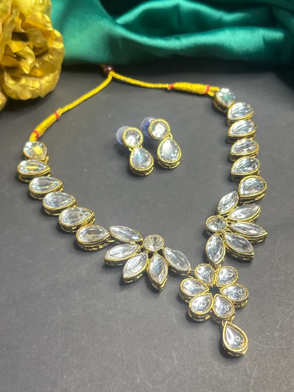 Copper_Plated_Alloy_Jewellery_Set_For_Women