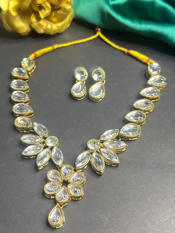 Copper_Plated_Alloy_Jewellery_Set_For_Women