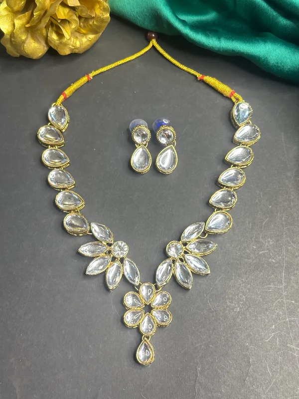 Copper_Plated_Alloy_Jewellery_Set_For_Women