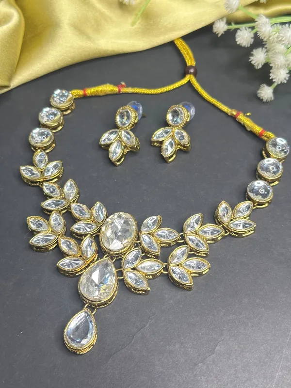 Copper_Plated_Twinkling_Leaves_Necklace_|_Necklace_And_Earings