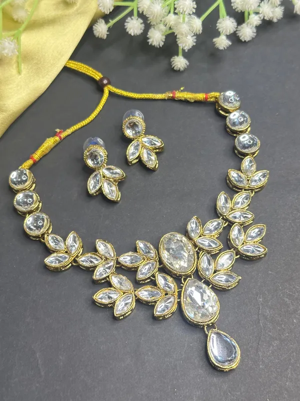 Copper_Plated_Twinkling_Leaves_Necklace_|_Necklace_And_Earings