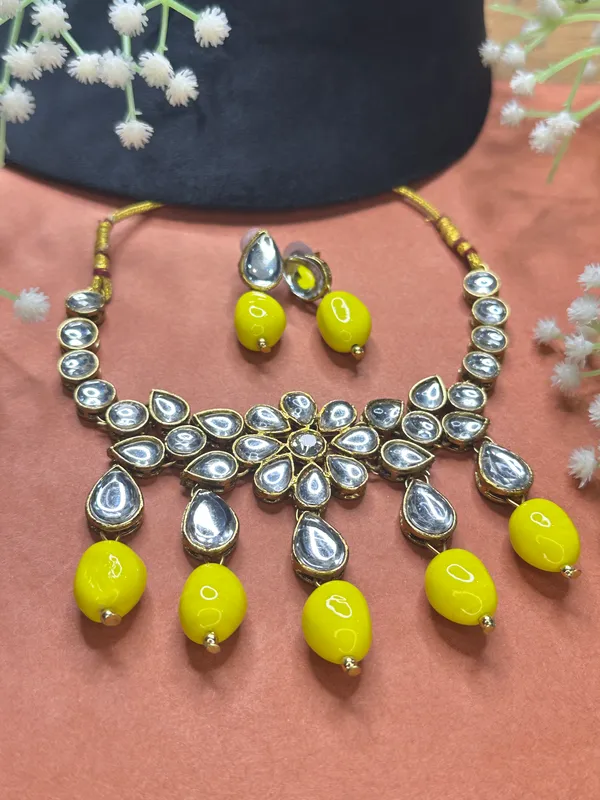 Yellow_Metal_Copper_Jewellery_Set_For_Women
