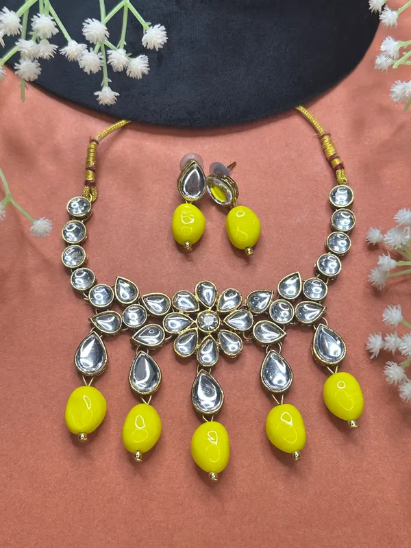 Yellow_Metal_Copper_Jewellery_Set_For_Women
