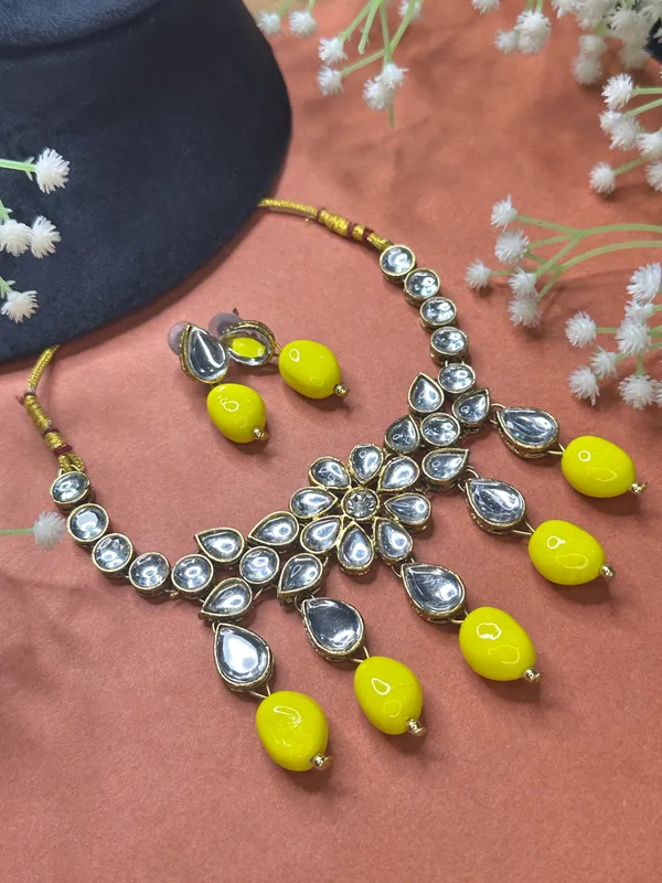 Yellow_Metal_Copper_Jewellery_Set_For_Women