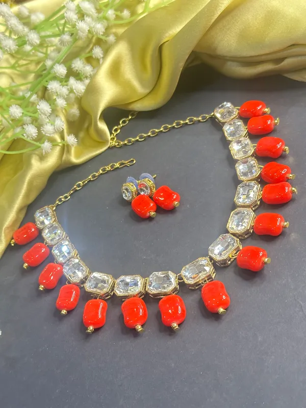 Alloy_And_Kundan_Antique_Red_Beads_Necklace_Set