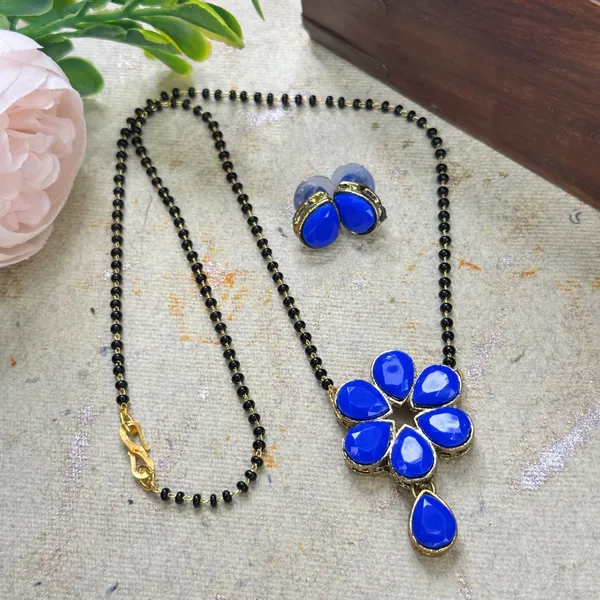 Twinkling_Beautiful_Alloy_Colourful_Mangalsutra_For_Women