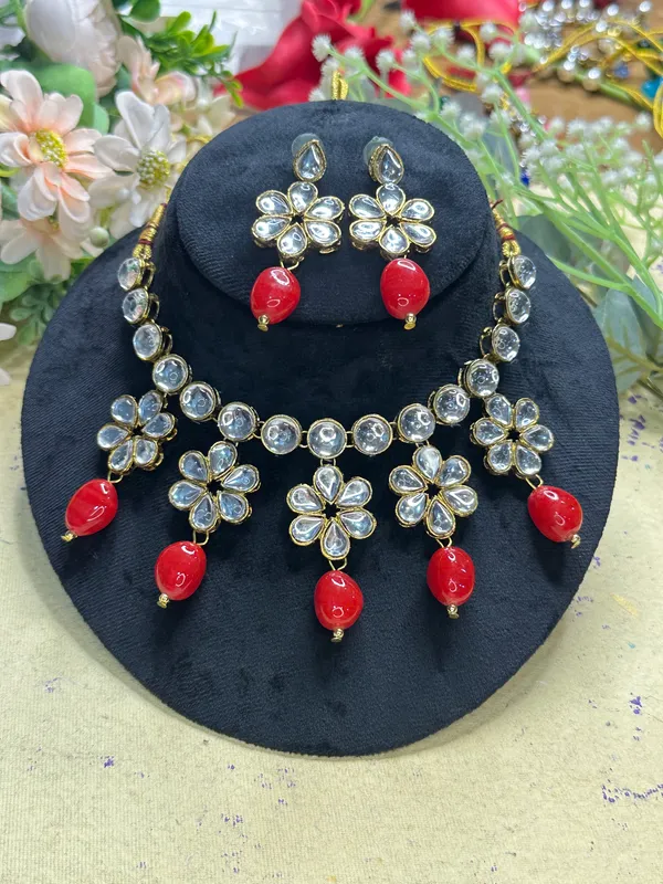 Red_Alloy_Jewellery_Set_For_Women