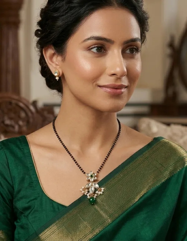 Ebiya_Elegant_Kundan_Mangalsutra_For_Women