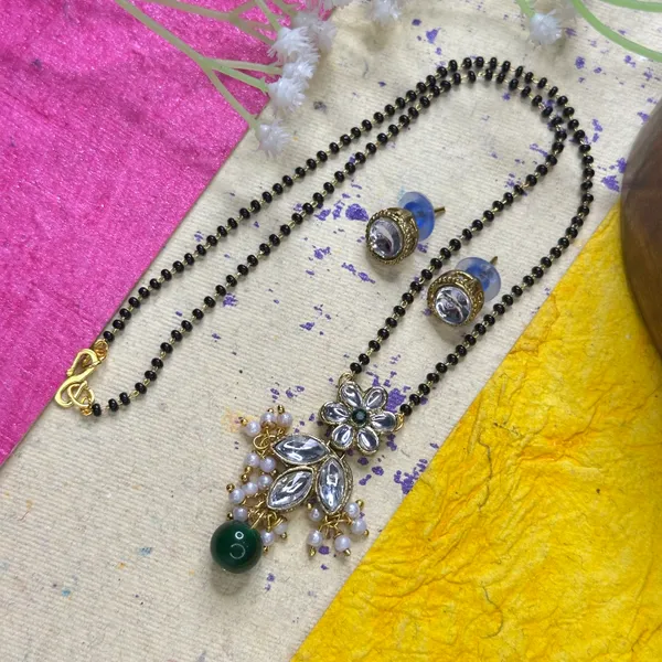 Ebiya_Elegant_Kundan_Mangalsutra_For_Women