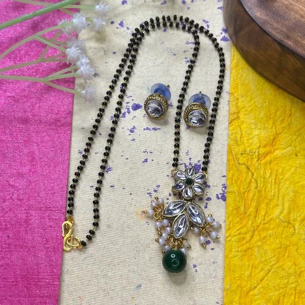 Ebiya_Elegant_Kundan_Mangalsutra_For_Women