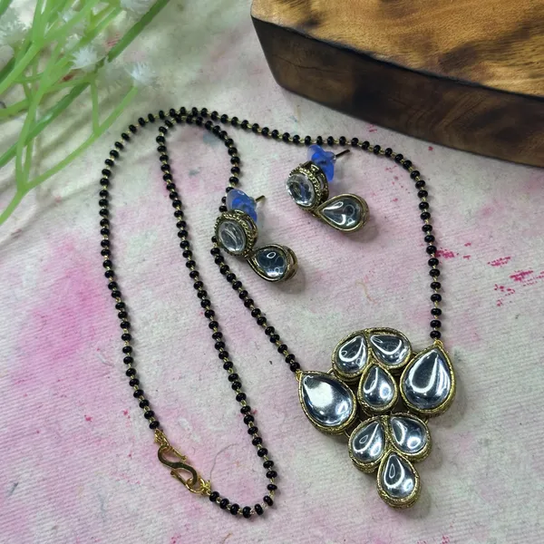 18_Inch_Allure_Fusion_Daily_Wear_Kundan_Mangalsutra_For_Women
