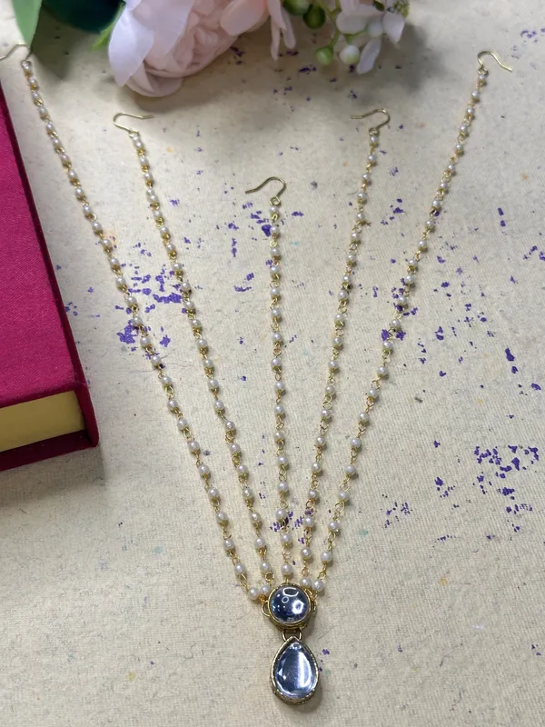 Gold_Alloy_Maang_Tikka_For_Women