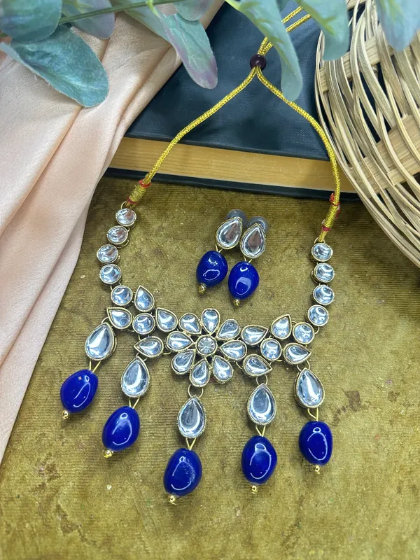 Blue_Gold_Alloy_Copper_Jewellery_Set_For_Women
