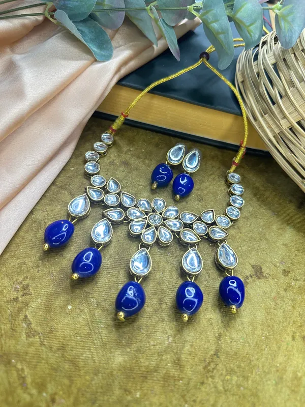 Blue_Gold_Alloy_Copper_Jewellery_Set_For_Women
