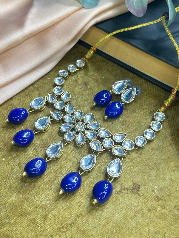 Blue_Gold_Alloy_Copper_Jewellery_Set_For_Women