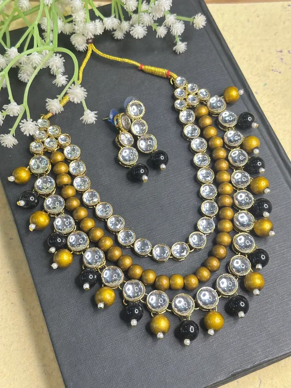 Black_And_Golden_Alloy_Three_Layer_Jewellery_Set_For_Women