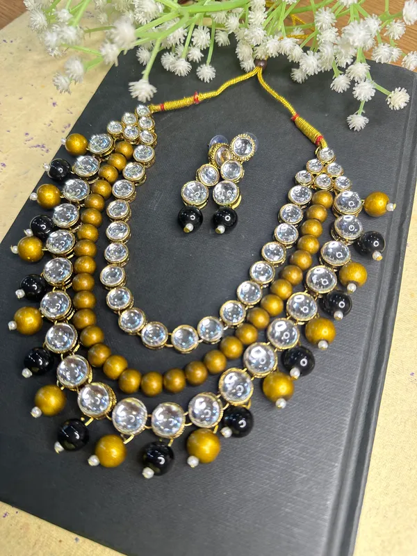 Black_And_Golden_Alloy_Three_Layer_Jewellery_Set_For_Women
