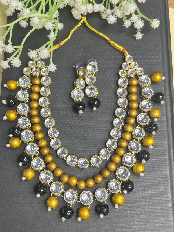 Black_And_Golden_Alloy_Three_Layer_Jewellery_Set_For_Women