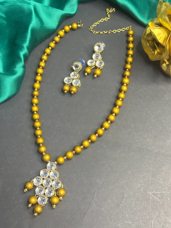 Gold_Alloy_Copper_Jewellery_Set_For_Women