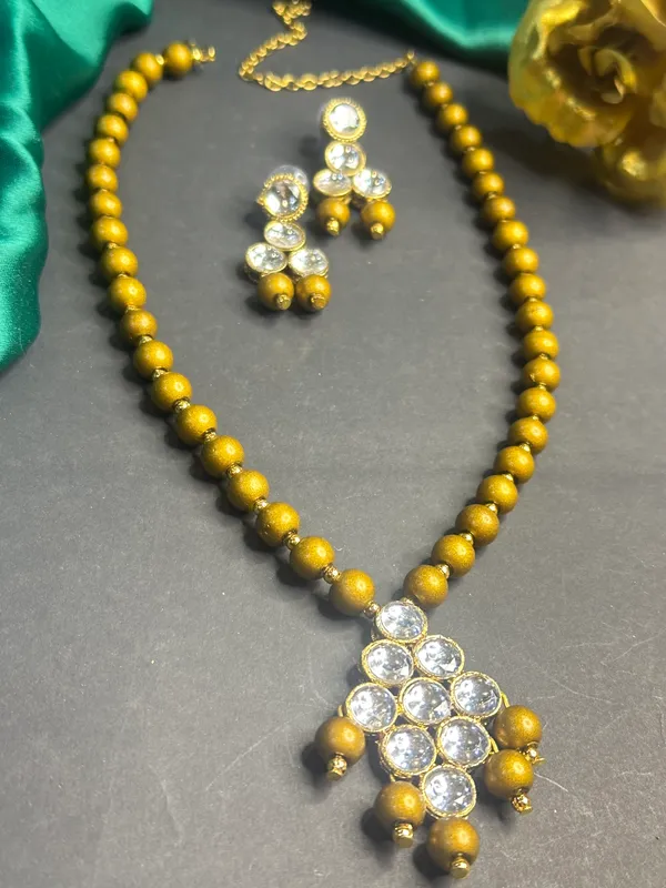 Gold_Alloy_Copper_Jewellery_Set_For_Women