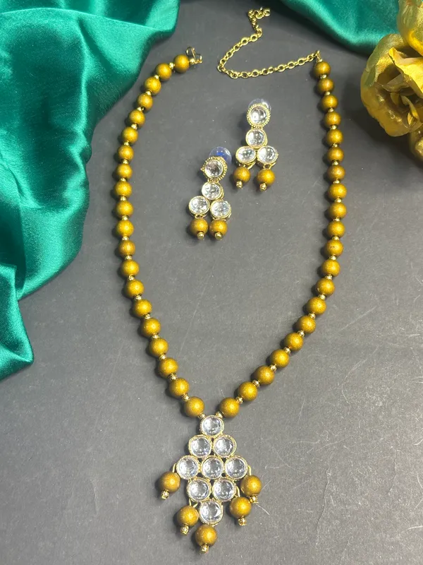 Gold_Alloy_Copper_Jewellery_Set_For_Women