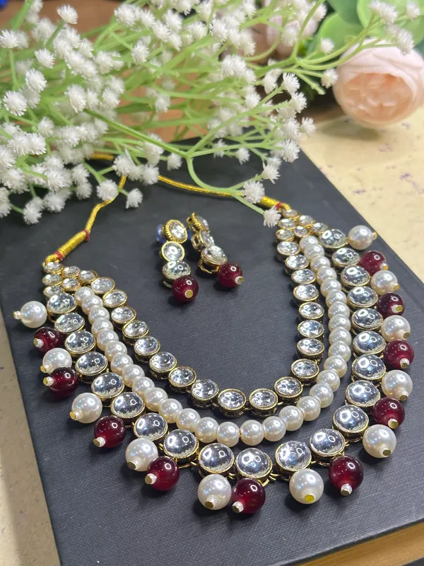 Three_Layer_Maroon_Alloy_Jewellery_Set_For_Women