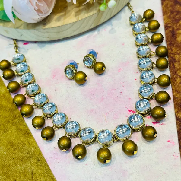 Gold_Alloy_Copper_Jewellery_Set_For_Women