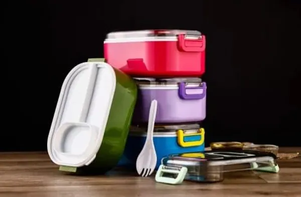Bento_Lunch_Box_With_Water_Bottle_Set_Green