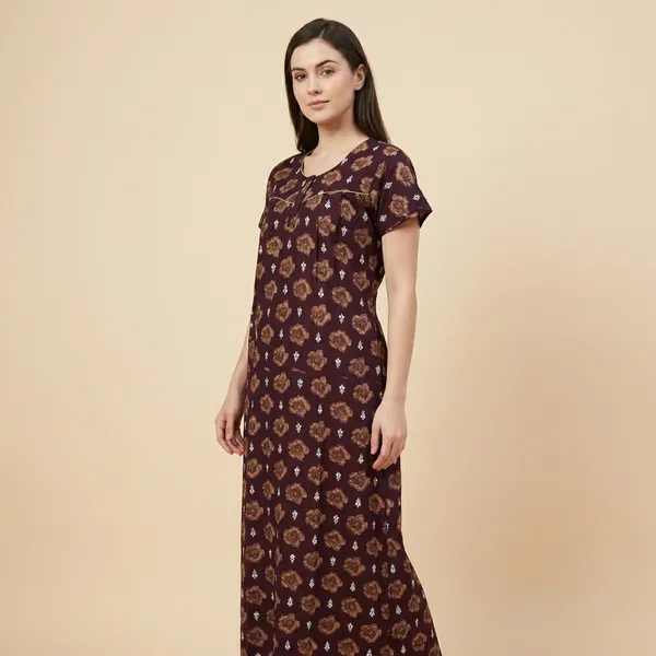 Brown_Cotton_Straight_Fit_Floral_Print_Nighty_For_Women