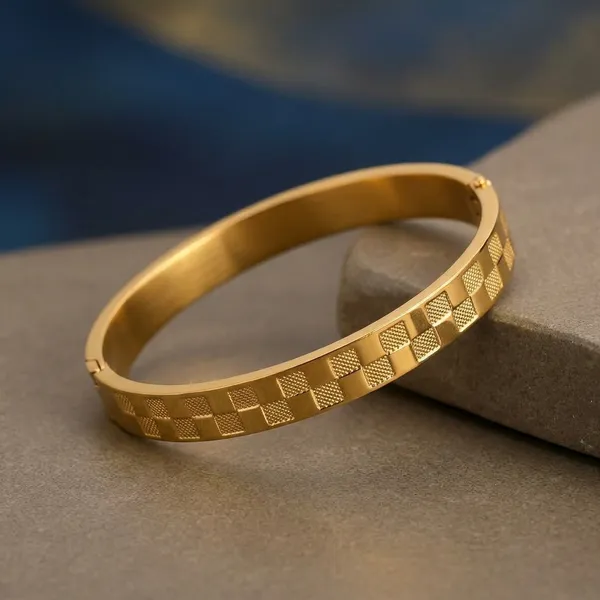 Gold_Steel_Checkered_Pattern_Kada_Bracelet_For_Men