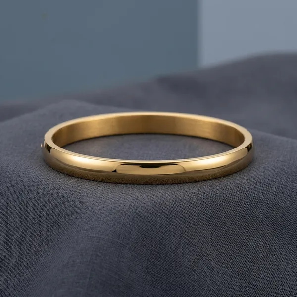 Gold_Steel_Smooth_Oval_Profile_Kada_Bracelet_For_Men