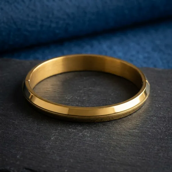 Gold_Steel_Hinged_Clasp_Smooth_Band_Kada_Bracelet_For_Men
