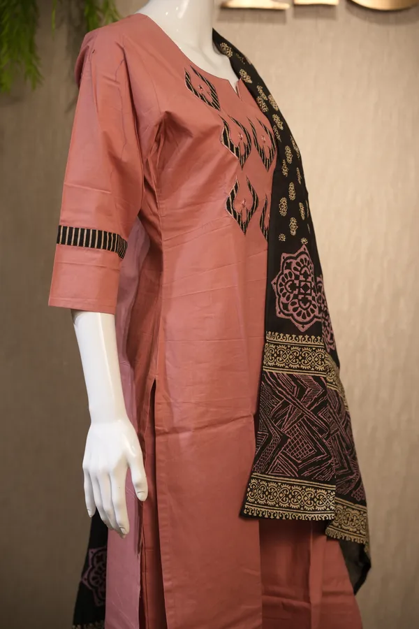 Solid_Pitch_Cotton_Suit_With_Hand_Painted_Dupatta_For_Women