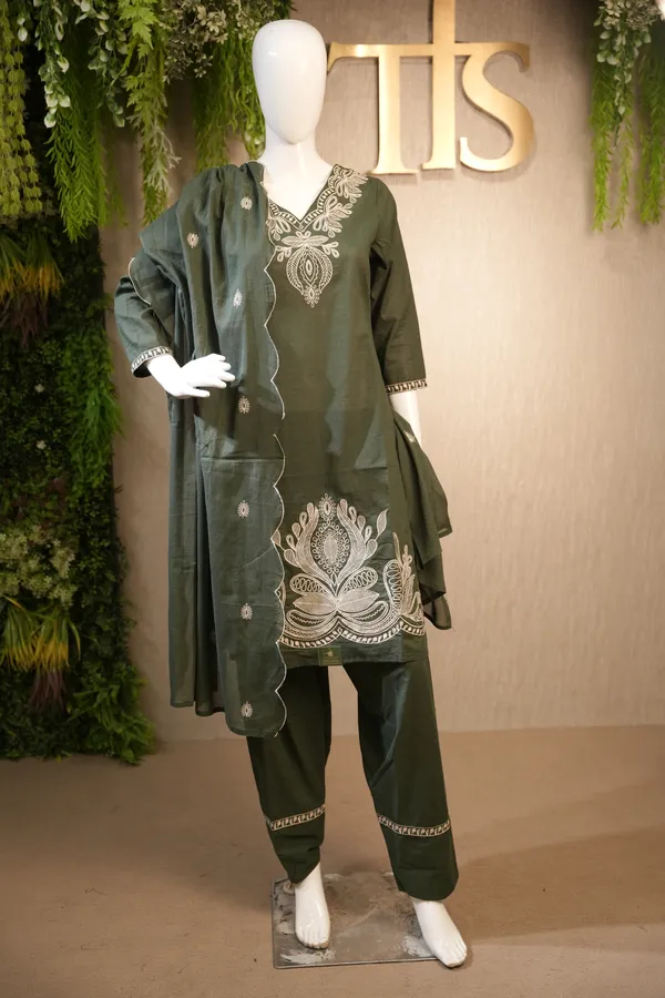 Green_Cotton_Suit_With_Dupatta_For_Women