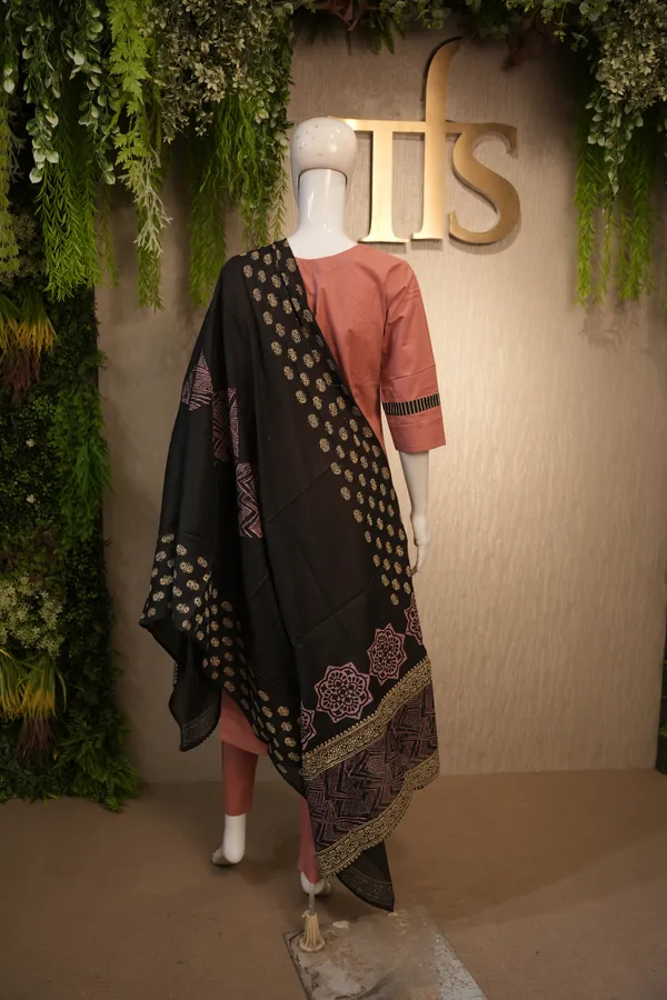 Solid_Pitch_Cotton_Suit_With_Hand_Painted_Dupatta_For_Women