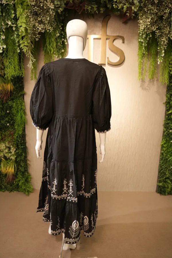 Black_Cotton_Kurti_For_Women