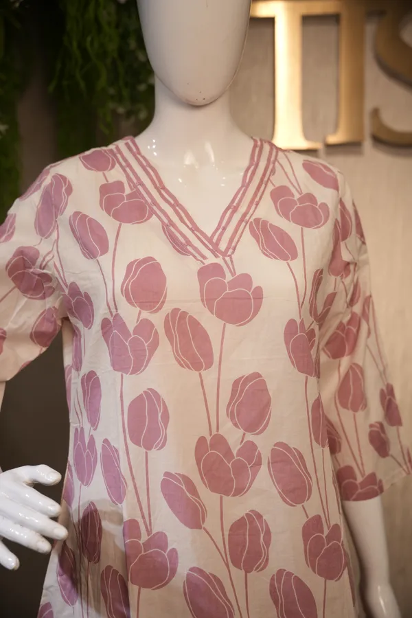 Cream_Cotton_Printed_Suit_With_Dupatta_For_Women
