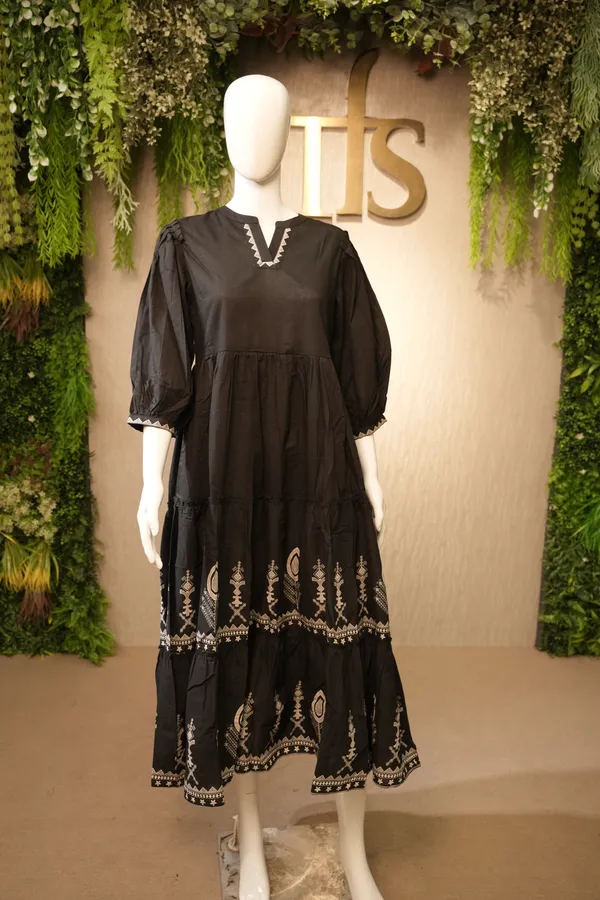 Black_Cotton_Kurti_For_Women